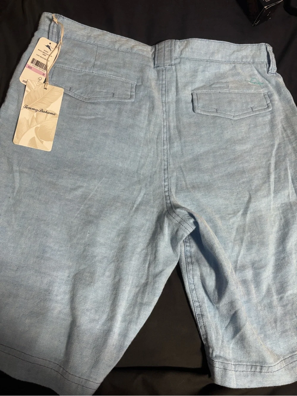 Tommy Bahama Men’s Light Blue Linen-Blend Flat Front Shorts